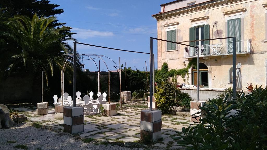 Bed and Breakfast L'Aranceto Di Giorgia Trani Exterior foto