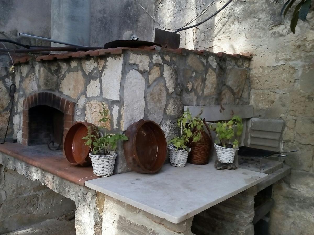 Bed and Breakfast L'Aranceto Di Giorgia Trani Exterior foto